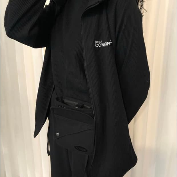 지초이컴포트 와플 후드집업 블랙 24-001