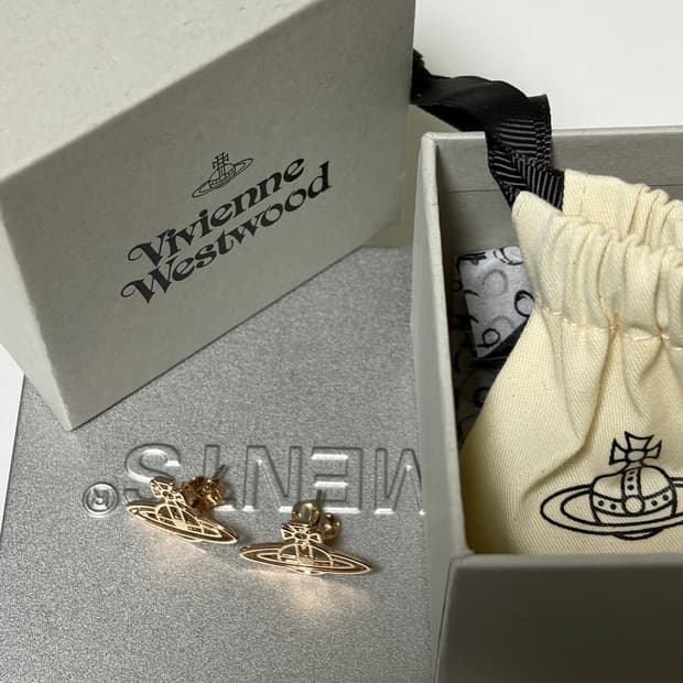 비비안웨스트우드 심볼귀걸이 로즈골드