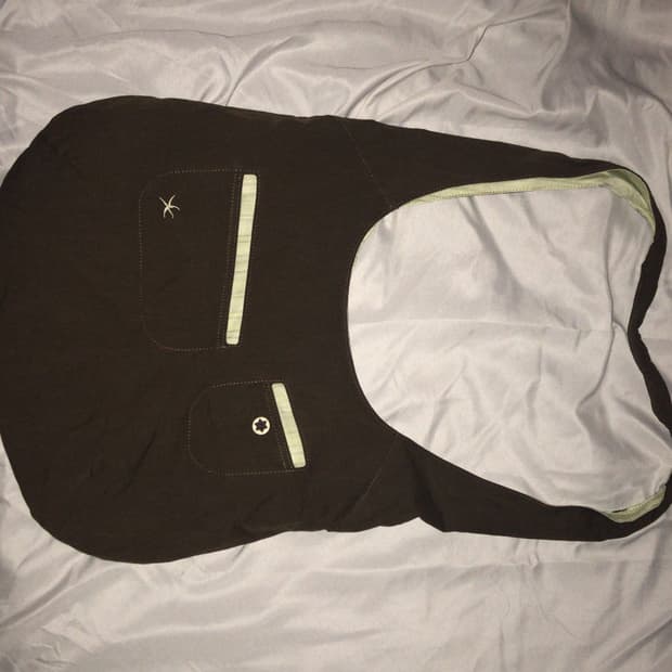 TCM curved pocket cross bag 