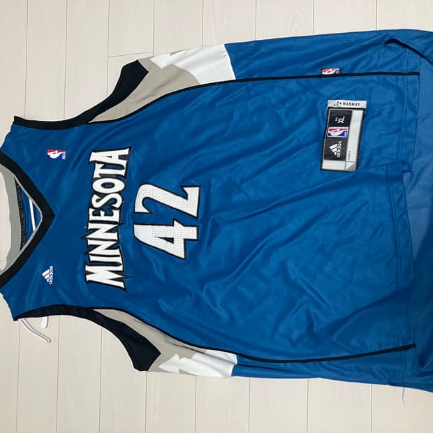 아디다스 미네소타 러브❤️