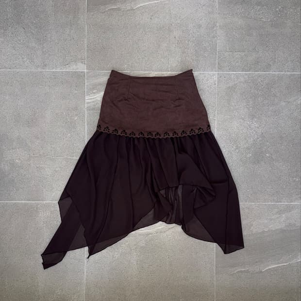 Dark brown suede punching unbalance sk