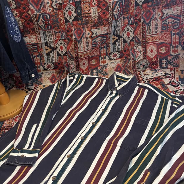 American Vintage 90s Navy Striped shirt