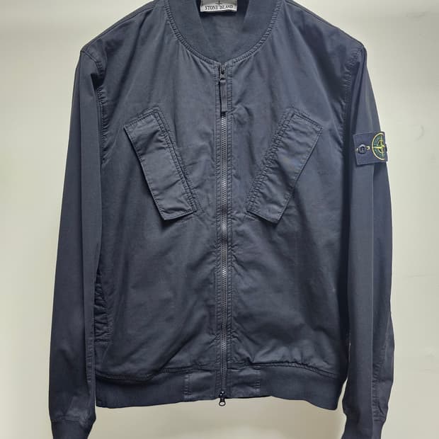 스톤아일랜드 수피마 코튼 트윌 봄버 자켓