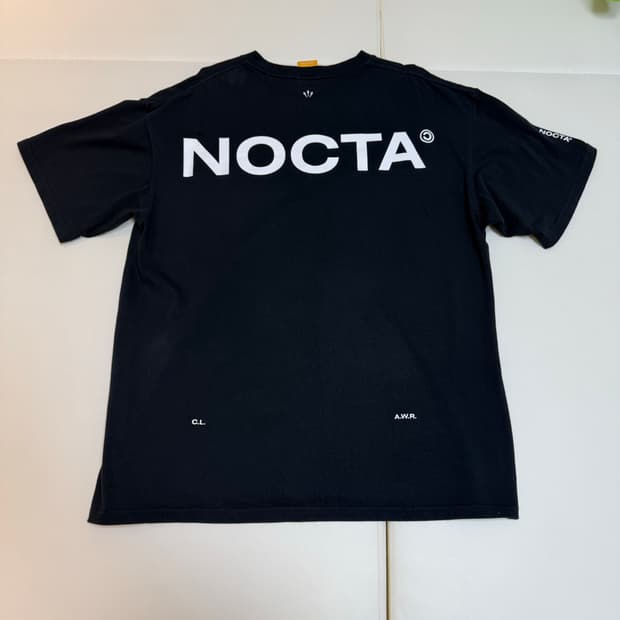 [크림 정품] 녹타 반팔 블랙색상 L size 