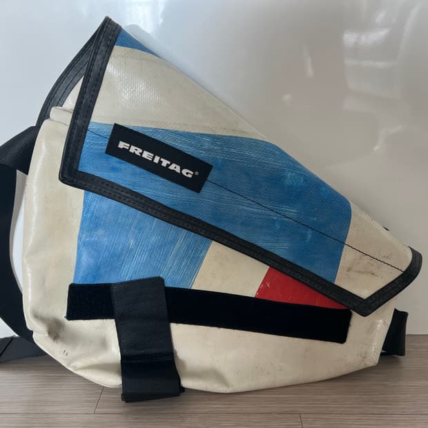 프라이탁 f31 나이트라이더(단종 모델)