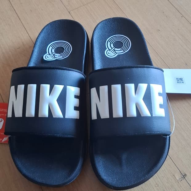 나이키 오프코트 슬라이드 블랙 230mm 새상품