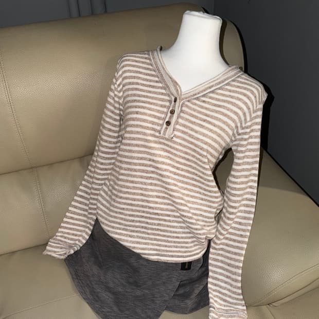 button-up stripe pattern long sleeve