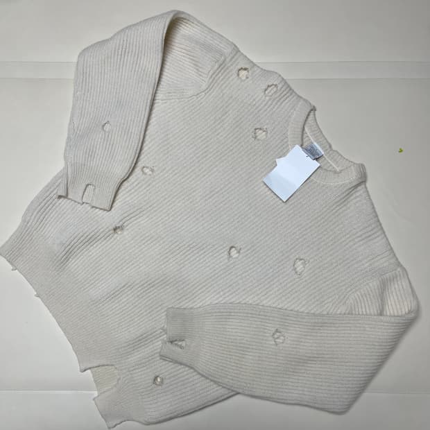 STU (Saturday of us)새상품 디스트로이드 니트 크림