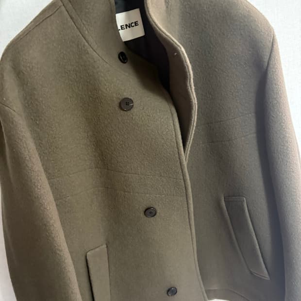 [떨이급 급처] 인사일런스 지블링 울 하프 코트 BROWN