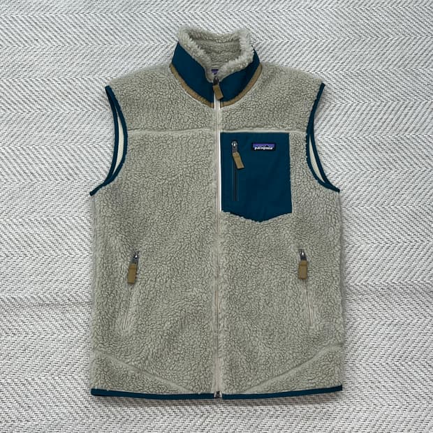 파타고니아 배색 플리스 베스트 r2934