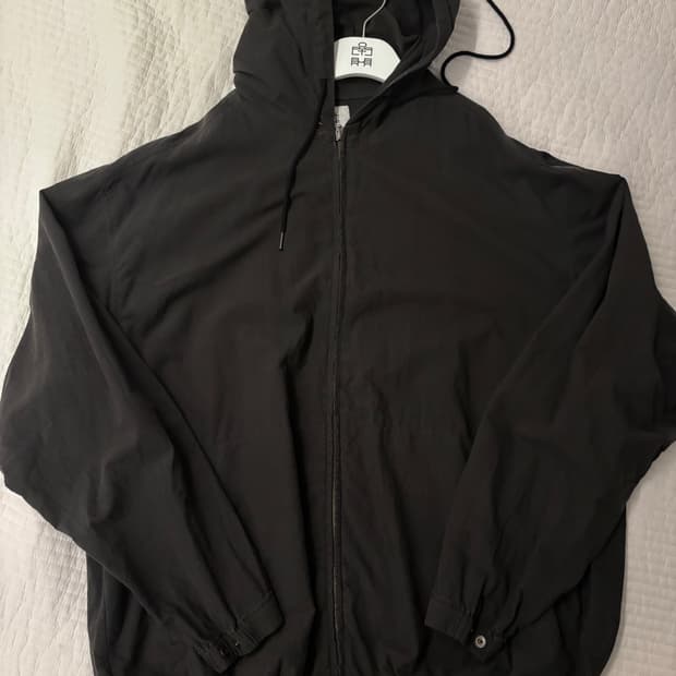 (4)폴리테루 집후디 파카 차콜