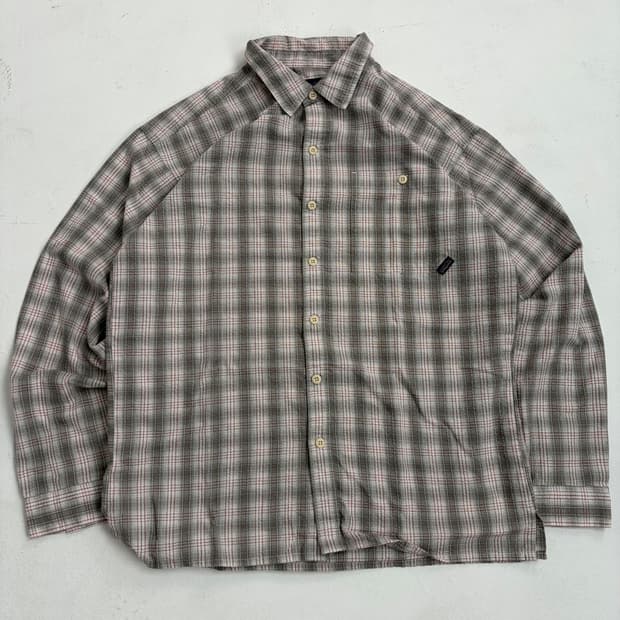 00s Patagonia Plaid Button Up Shirt (bei