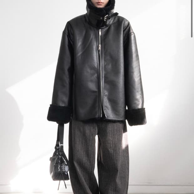 피키소사이어티 버클레더자켓 블랙