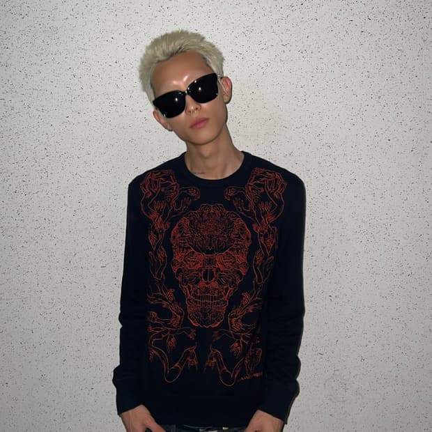 SS21 Alexander McQeen 풀자수 맨투맨