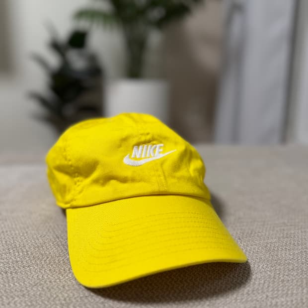 나이키 옐로우 클럽 캡 L/XL