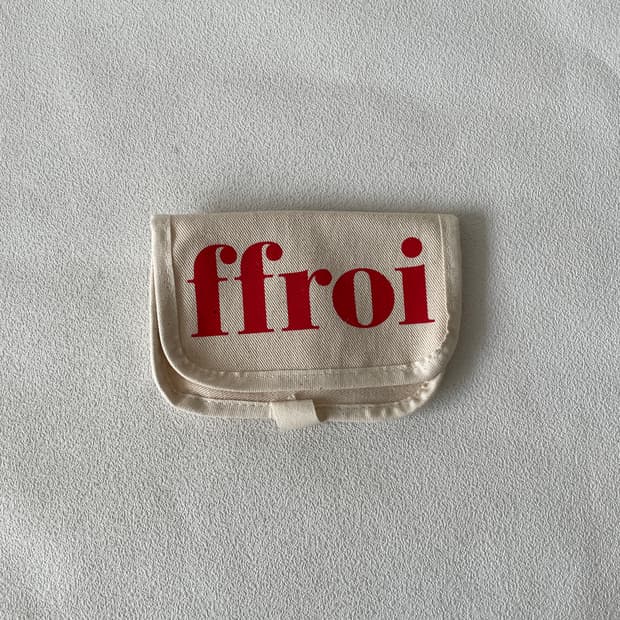 프루아(ffroi) 미니 파우치