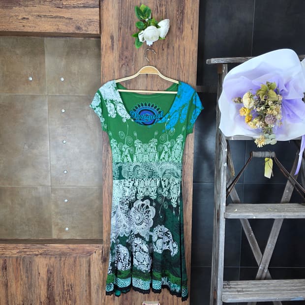 Desigual 시그니처 그래픽 보헤미안 원피스