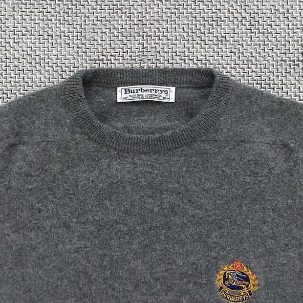 Classic lamswool crewneck sweaters