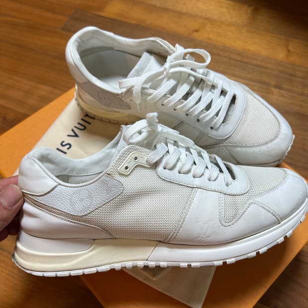 루이비통 스니커즈 (레더 런웨이)