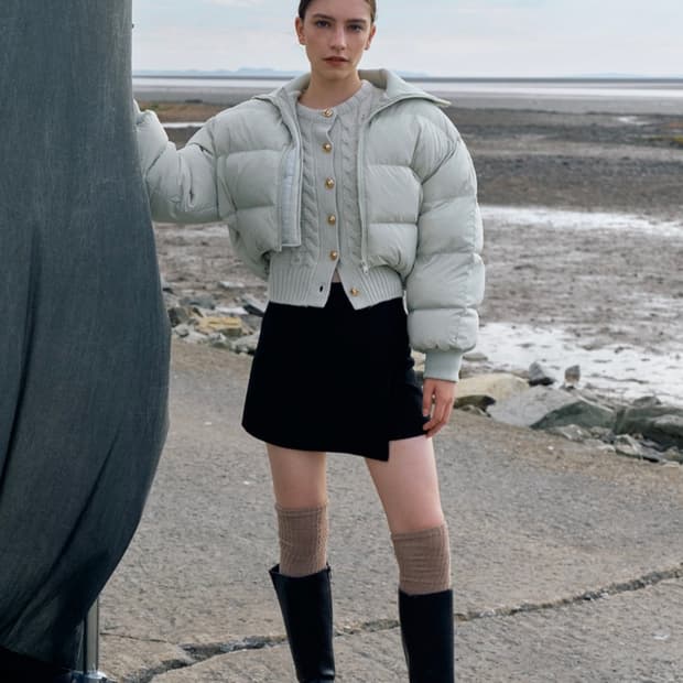 Angelo Bianco edip collar crop duck down