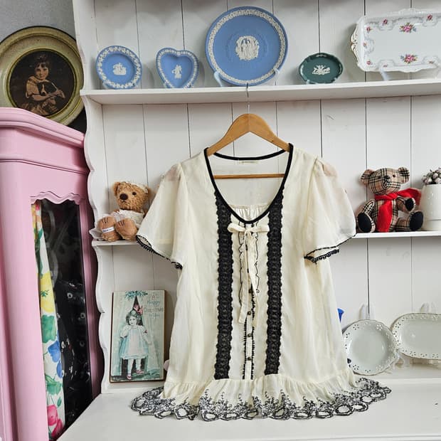 0327(axes femme) 레이스 리본 쉬폰 블라우스