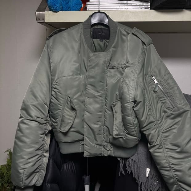 엔타이어 스튜디오 a2봄버 올리브 s사이즈