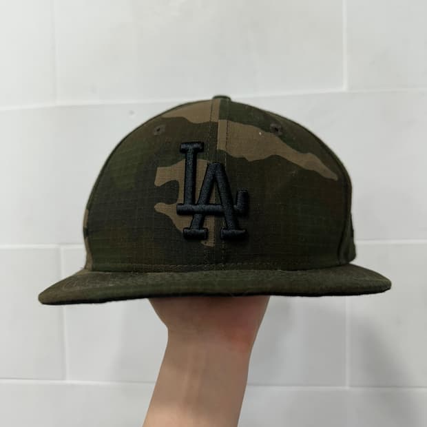 뉴에라 카모 스냅백