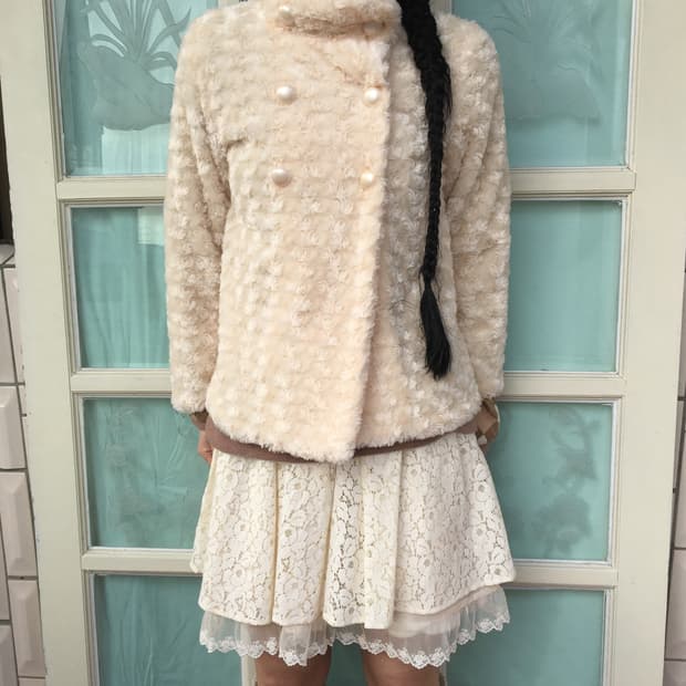 Double button fake fur high neck jacket