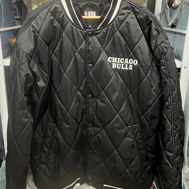 MLB 시카고 블랙 퀼팅 야구 점퍼