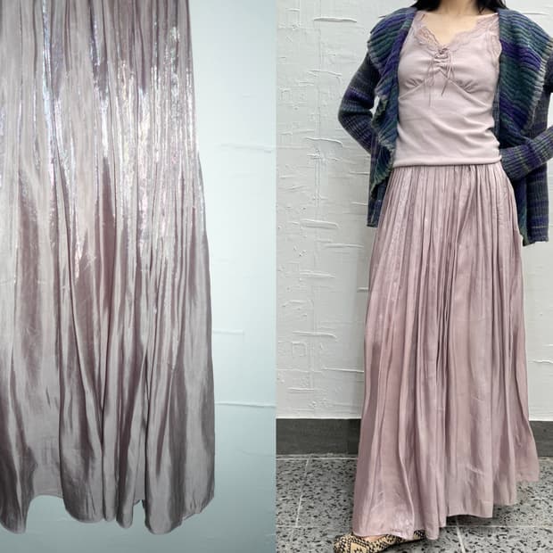 Blush glow maxi wrinkle skirt