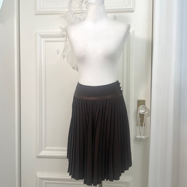 brown satin bow point pleats midi skirt