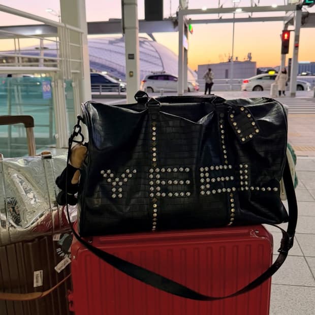 Yeel 와이이이엘 보스턴백