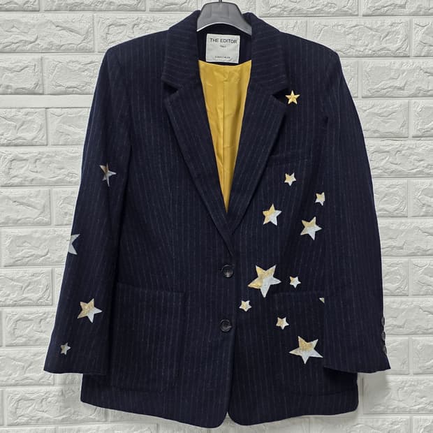 택포) 20s 한섬 더 에디터 스트라이프 별무늬 자켓 L