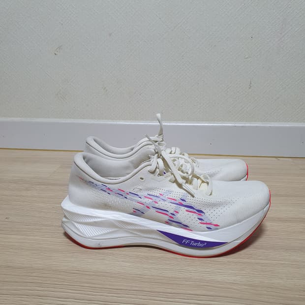 아식스 소닉블라스트 러닝화 260