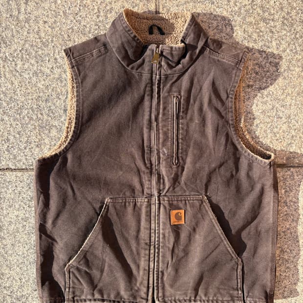 칼하트 셰르파 넥 워크 베스트 DBK