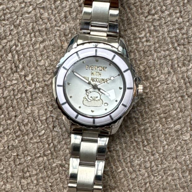 리락쿠마 스틸 손목 시계