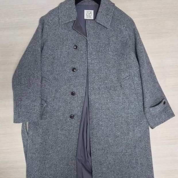 제로라운지 트위드 로브 코트