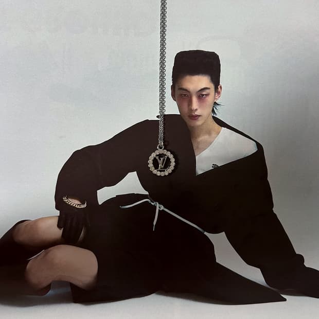 루이비통 LV 라운드 큐빅 실버 목걸이