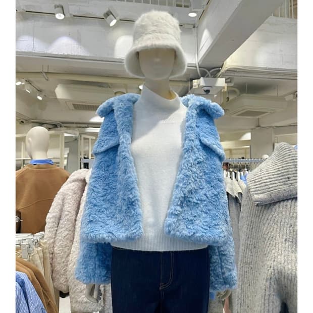 에잇세컨즈 양털자켓