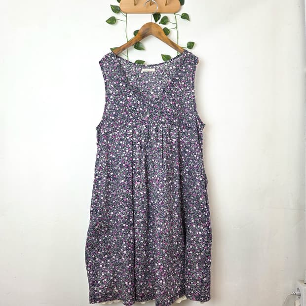 잔꽃 민소매 원피스