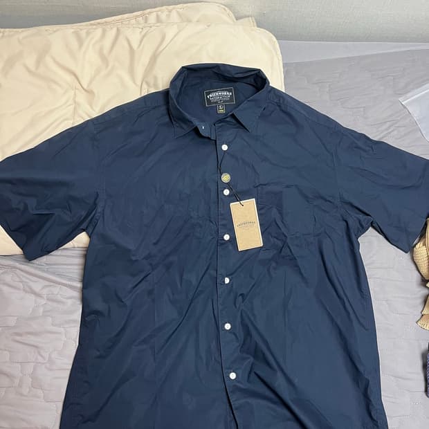 프리즘웍스 typewriter half shirt-Navy