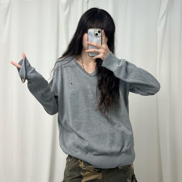 Tommy Hilfiger grey knit