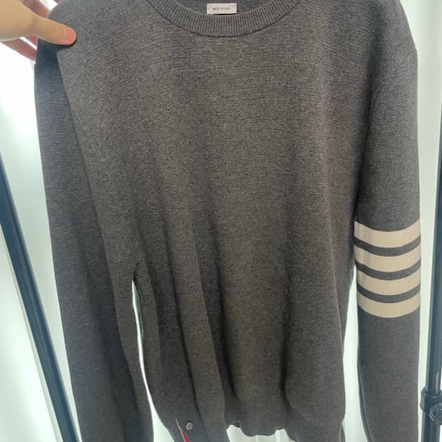 톰브라운 밀라노스티치 사선 니트 4사이즈