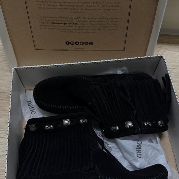 미네통카 헬로키티 240