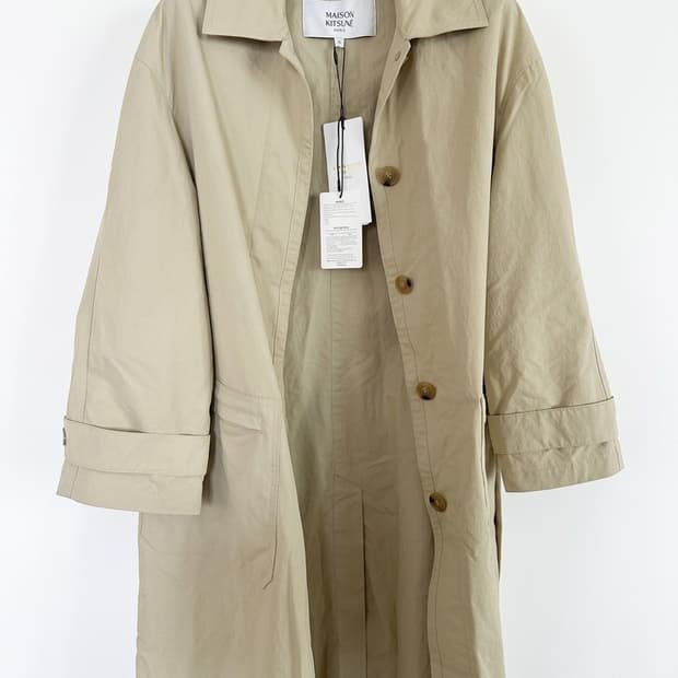 [미시착 새상품] 메종 키츠네 나일론 맥코트 - 마카다미아