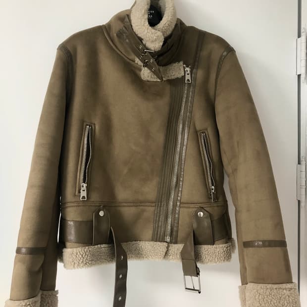 스웨이드 무스탕 베이지