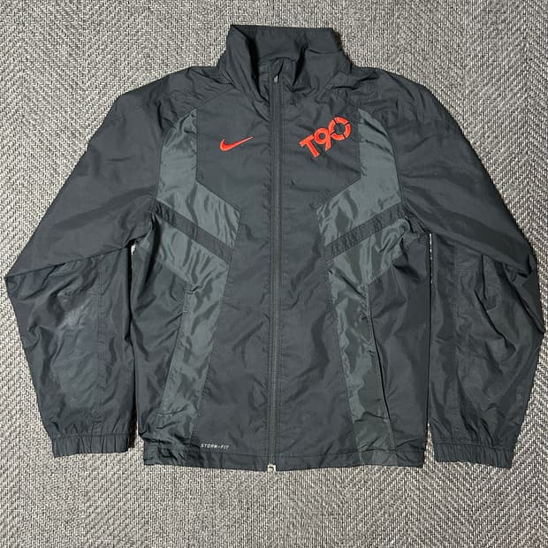 나이키 토탈90 바람막이 T90