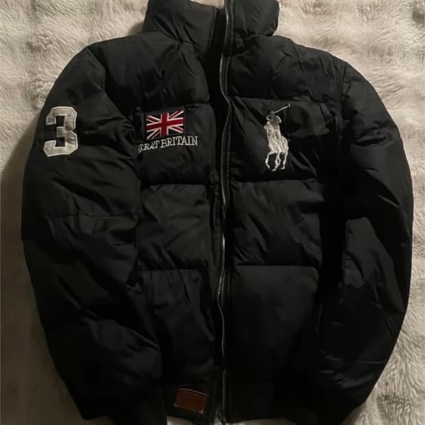 폴로 빅포니 브리튼 패딩 화이트 네이비 블랙 구합니다 ㅠㅠ