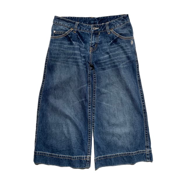 Washed Capri Denim Pants