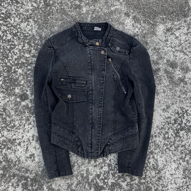Dark Wash Fitted Denim Jacket